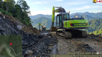 Semalam Suntuk Bekerja, HK Berhasil Pulihkan Jalur Nasional Tetumpun