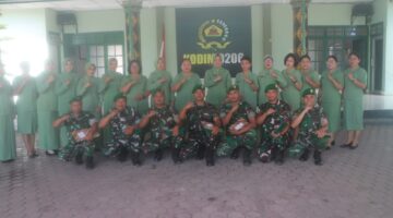 Kasdim Jimmy Barus Pimpin Tradisi Pindah Satuan Delapan Personel Kodim 0206/Dairi
