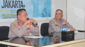 Perkuat Kinerja dan Kepedulian, Kapolsek Kemayoran Evaluasi Setiap Fungsi Demi Pelayanan Masyarakat